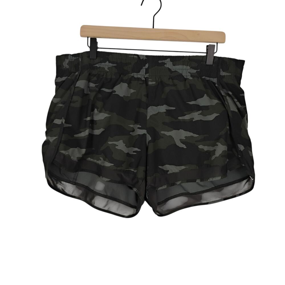 Athleta Camo Printed Mesh Racer Run Short 4" XL athletic *see pic/description*